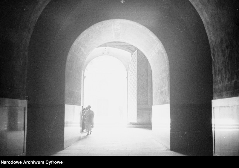 Obiekt Wejście do bazyliki. z jednostki Częstochowa