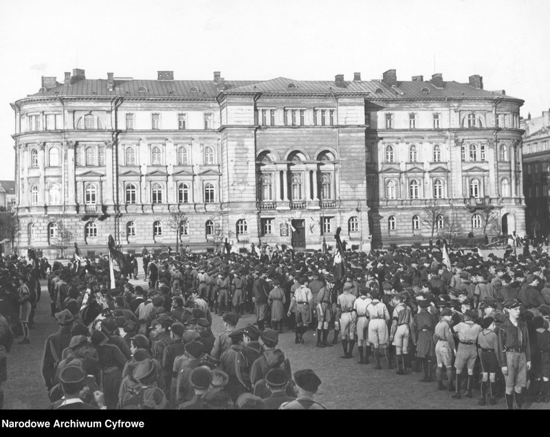 image.from.unit.number "Uroczystości pogrzebowe marszałka Polski Józefa Piłsudskiego w Warszawie"