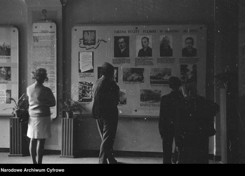 image.from.unit.number "Muzeum Poczty Polskiej w Gdańsku"