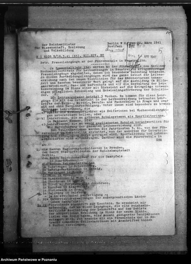 Obraz 9 z jednostki "Fortbildung der Lehrkräfte für Leibeserziehung"