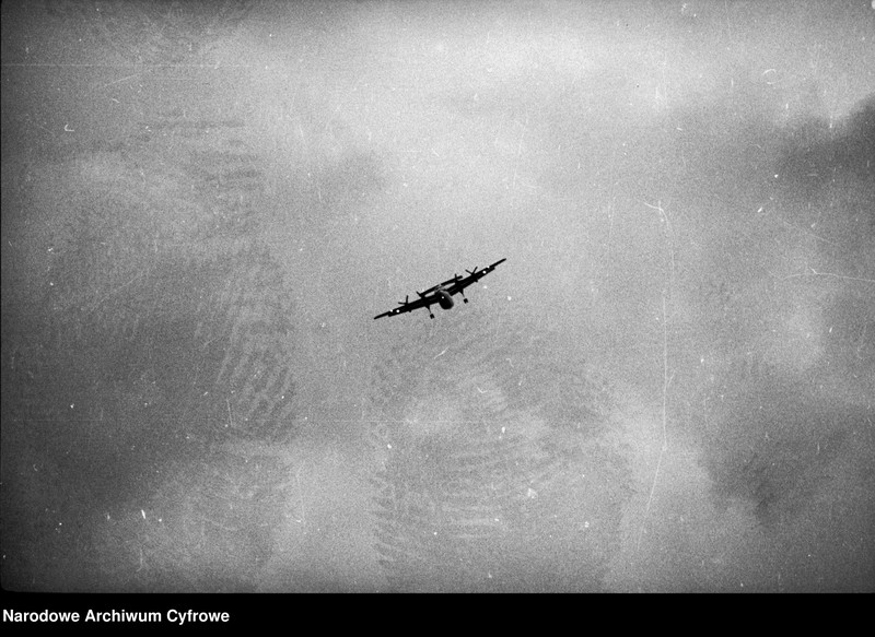 image.from.unit.number "36. Międzynarodowy Salon Lotniczy w Paryżu-Le Bourget"