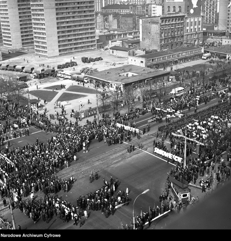 Obraz 6 z jednostki "Obchody 1 Maja w Warszawie"