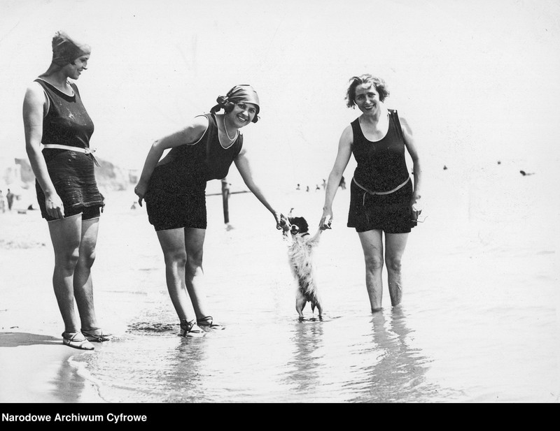image.from.collection.number "Przedwojennej plaży czar111"
