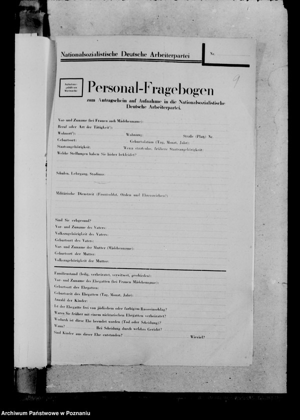 Obraz 13 z jednostki "Aufnahme von Landjahrzieherinnen in die NLDAP"