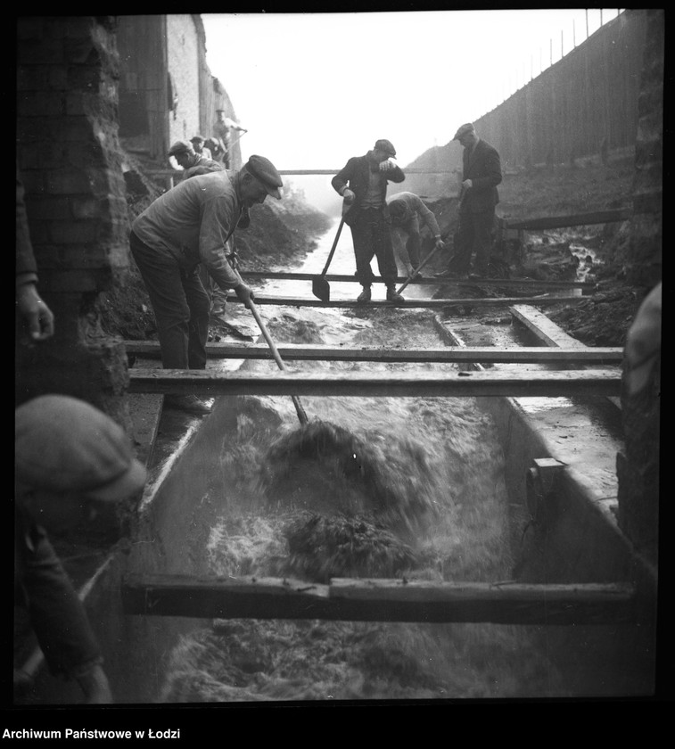 Obraz 1 z jednostki "Budowa kanału - pracownicy - Tramwajowa?"