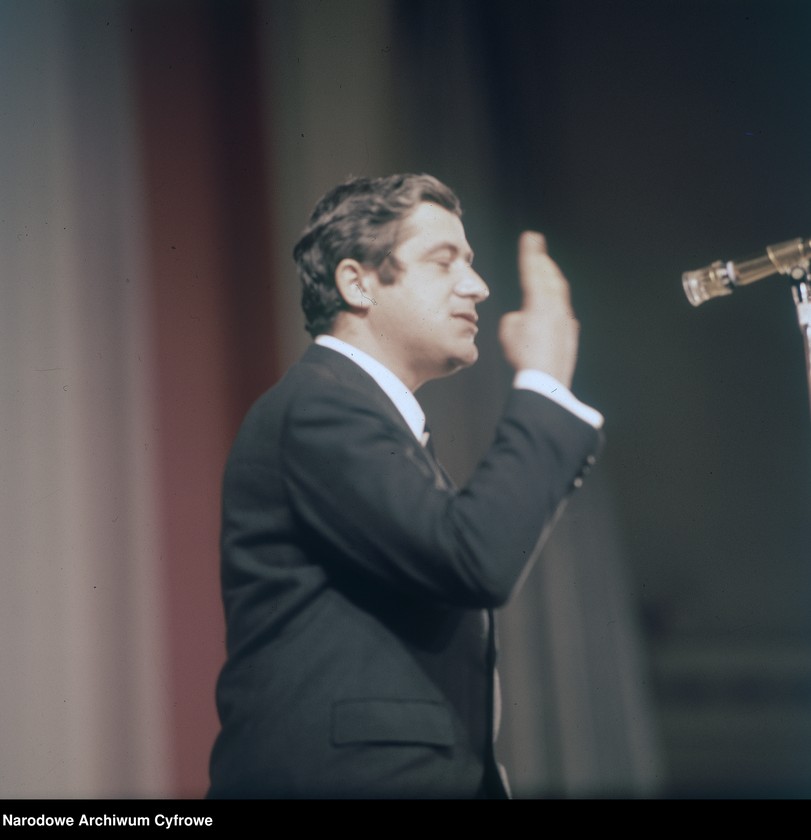 image.from.unit.number "Koncert estradowy "Tylko raz" w Sali Kongresowej Pałacu Kultury i Nauki w Warszawie"