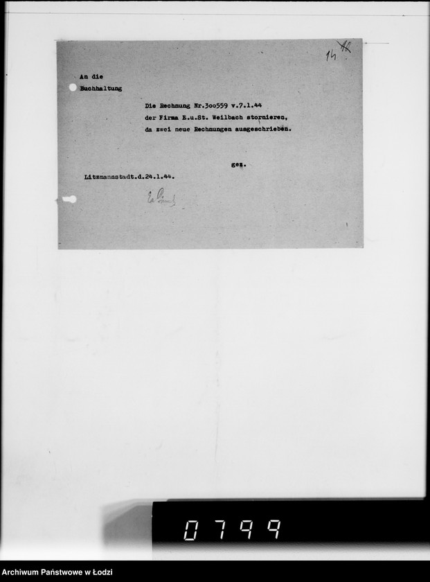 Obraz 18 z jednostki "F-ma St.Weilbach Litzmannstadt V Warenverwertung an den Juden Ältesten. Kinder-Kleider, Teppiche, Brücken"