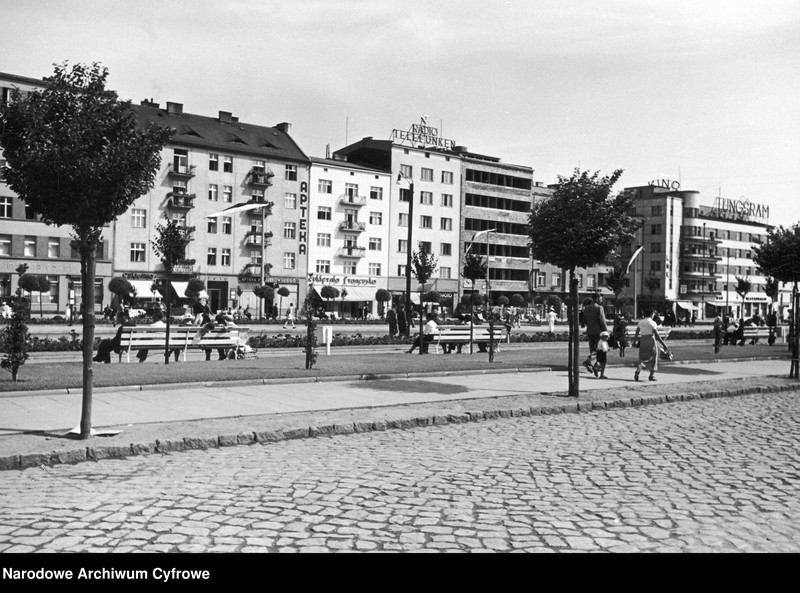 Obraz 14 z kolekcji "Gdynia lat 30. XX wieku na fotografiach Henryka Poddębskiego111"