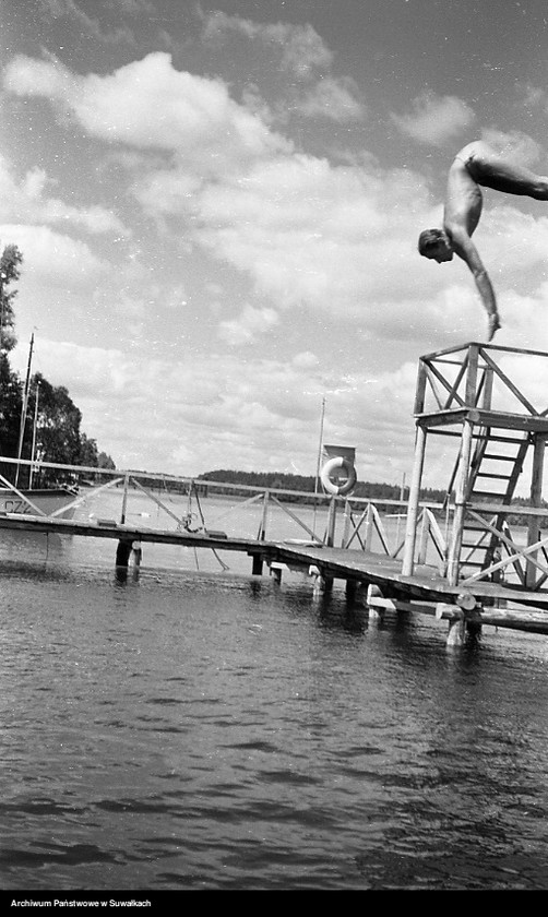 image.from.unit.number "[Pomost na jeziorze Olecko Wielkie ?]"