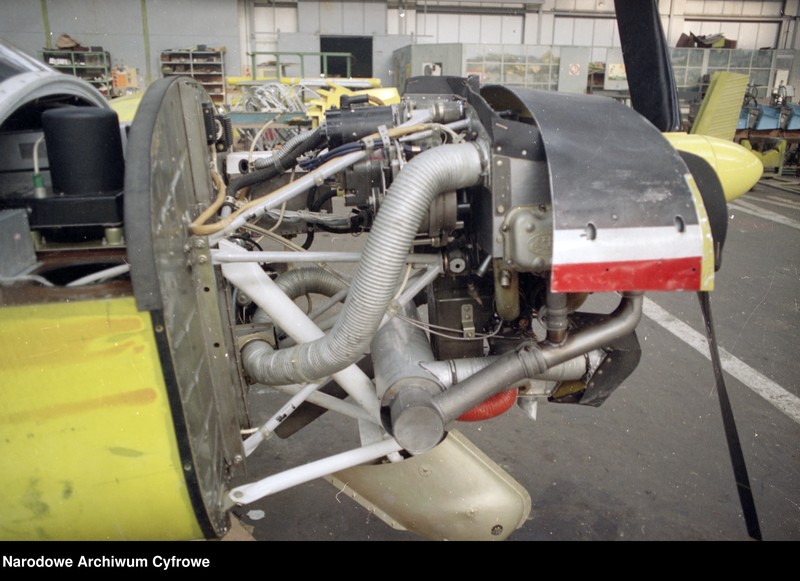 image.from.unit.number "Wytwórnia Sprzętu Komunikacyjnego nr 4 "Okęcie" (PZL-Okęcie) w Warszawie"