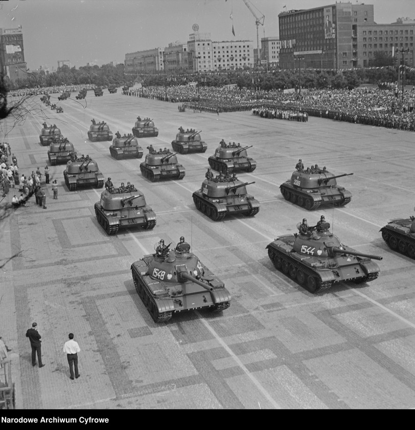image.from.unit.number "Obchody XX-lecia PRL podczas Narodowego Święta Odrodzenia Polski (22 lipca) na pl. Defilad w Warszawie"