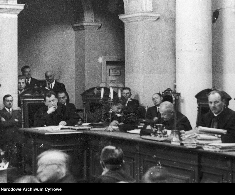 Obraz 5 z jednostki "Proces brzeski w Sądzie Okręgowym mieszczącym się w pałacu Paca przy ulicy Miodowej 15 w Warszawie"