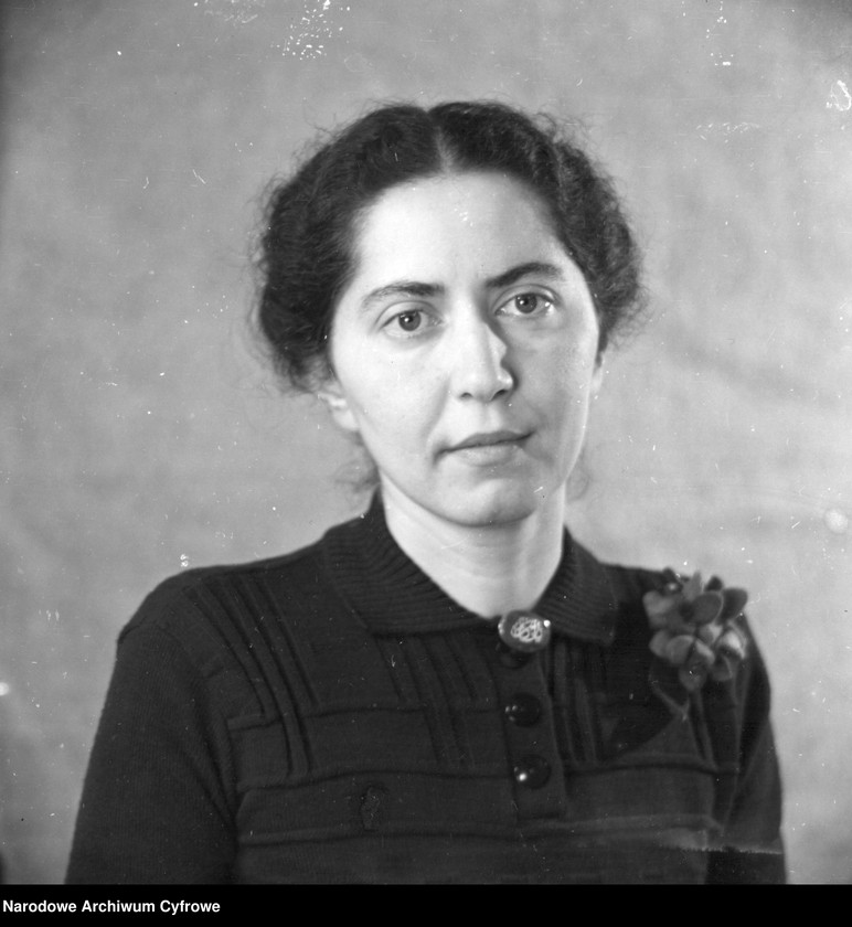 image.from.unit.number "Maria Hulewiczowa"