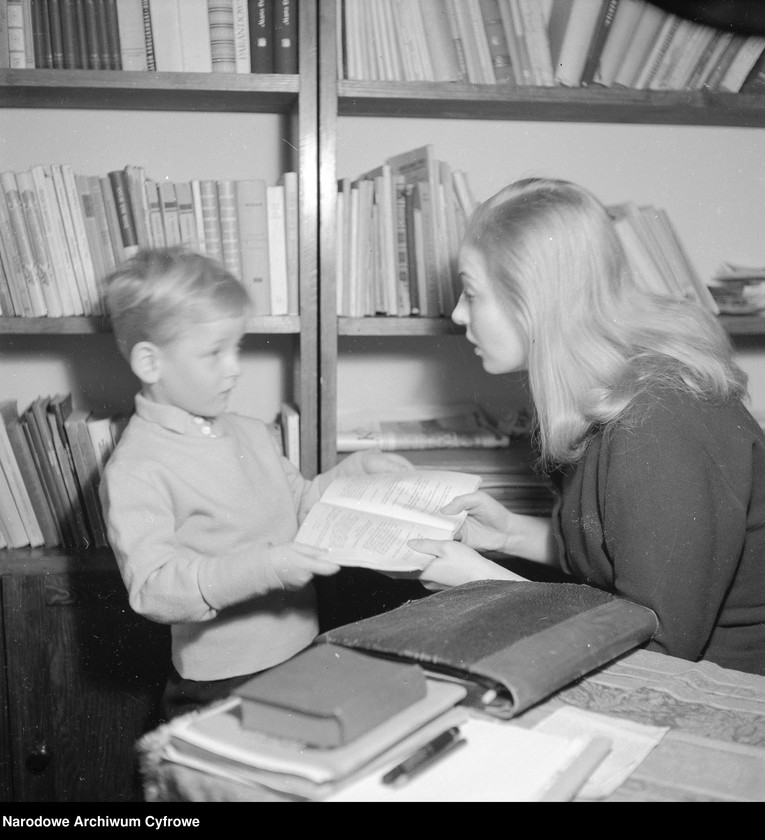 image.from.unit.number "Aleksandra Śląska z synem Szczęsnym"