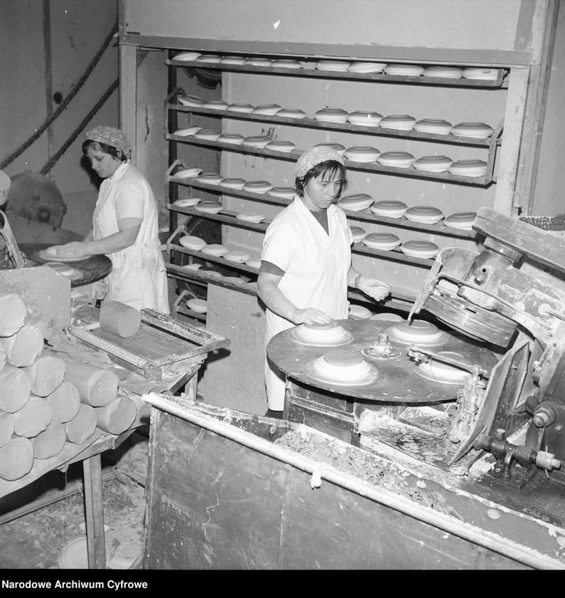 image.from.unit.number "Zakłady Porcelitu Stołowego w Pruszkowie"