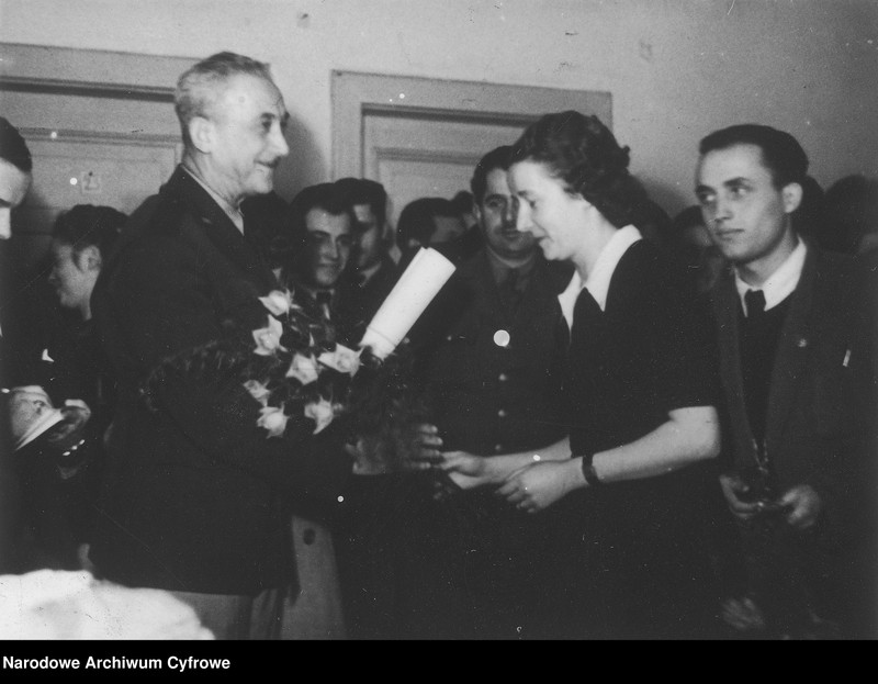 image.from.unit.number "Amerykańska pomoc dla Polski"