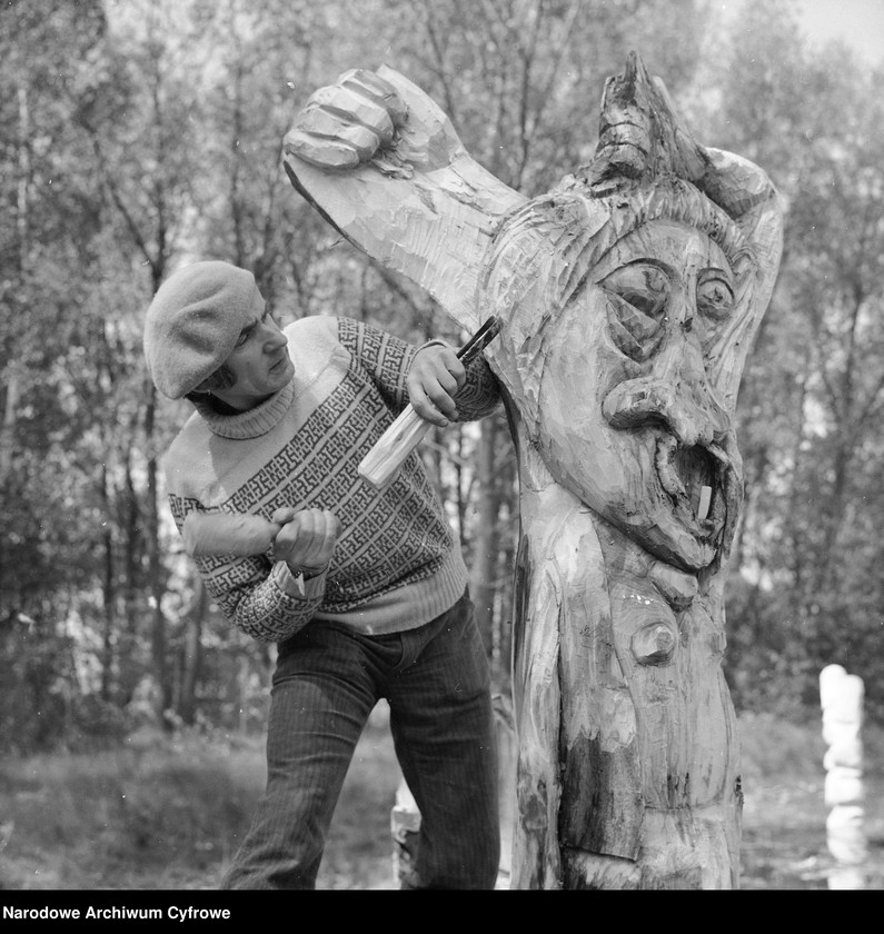 image.from.unit.number "Ogólnopolskie plenery rzeźby ludowej w Szamotułach i Turku"