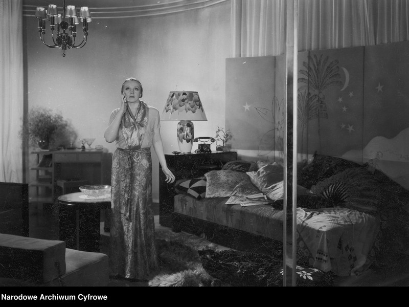image.from.unit.number "Film "Szpieg w masce""