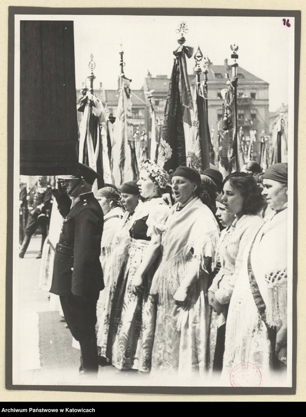 Obraz 19 z jednostki "[Album fotograficzny uroczystości 15 rocznicy III powstania śląskiego]"