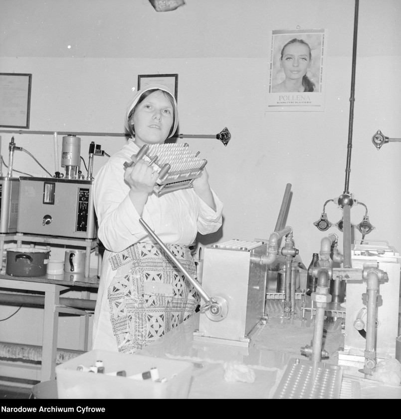 image.from.unit.number "Fabryka kosmetyków i chemii gospodarczej "Pollena-Uroda""