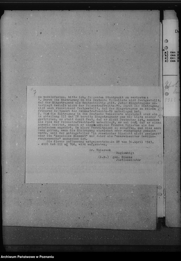 Obraz 11 z jednostki "Anwendung der Polenstrafrechts - Verordnung. Einbürgerung der Angehörigen der Abteilung IV der Deutschen Volksliste auf Widerruf. Anerkennung als privilegierte Schutzangehörige."