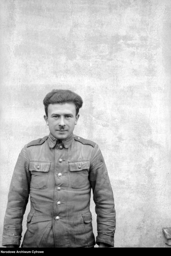 image.from.unit.number "Życie żołnierzy Ludowego Wojska Polskiego [LWP] w koszarach"