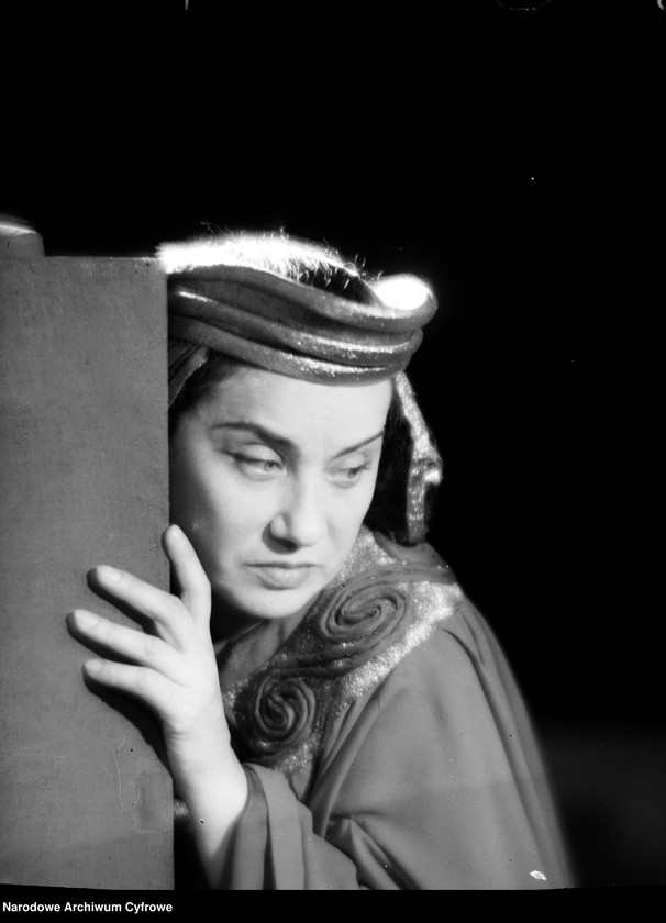 image.from.unit.number "Warszawa. Teatr Narodowy - sztuka "Fedra""