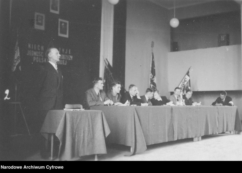 image.from.unit.number "Zjazd w 20. rocznicę istnienia Związku Młodzieży Wiejskiej RP Wici"