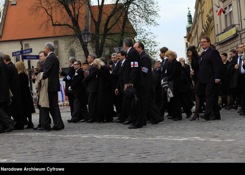 image.from.object.part1 image.from.object.part2