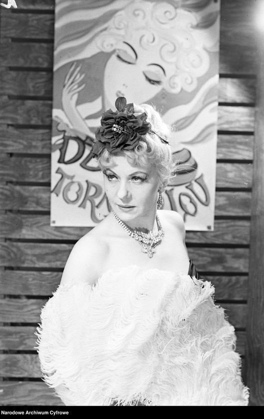 Obraz 5 z jednostki "Warszawa. Teatr Syrena - sztuka "Jim strzela pierwszy""