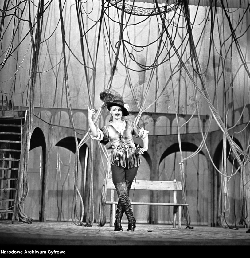 image.from.unit.number "Warszawa. Teatr Nowy - Sztuka "Zielony Gil""