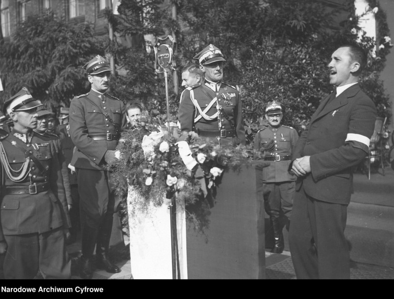 image.from.unit.number "Zajęcie Zaolzia"