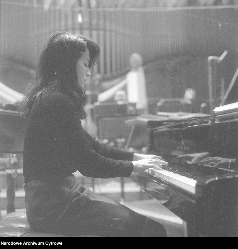 image.from.unit.number "VII Międzynarodowy Konkurs Pianistyczny im. Fryderyka Chopina w Filharmonii Narodowej w Warszawie"