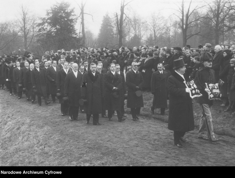 image.from.unit.number "Pogrzeb księcia pszczyńskiego Jana Henryka XV von Hochberg"