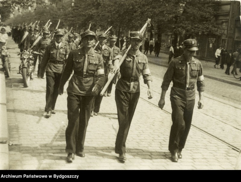 image.from.unit.number "Katolickie Stowarzyszenie Młodzieży Męskiej obwód bydgoski (album)"