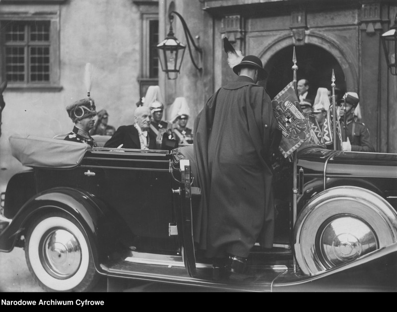 image.from.unit.number "Wizyta oficjalna króla Rumunii Karola II i rumuńskiego następcy tronu księcia Michała w Polsce"