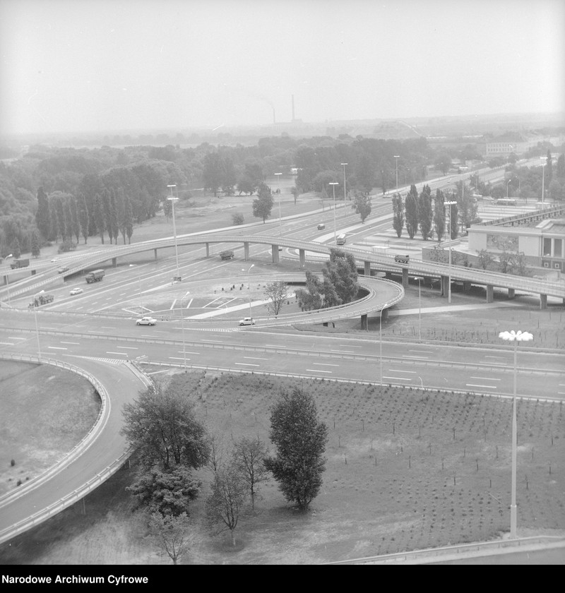 image.from.unit.number "Trasa Łazienkowska w Warszawie"