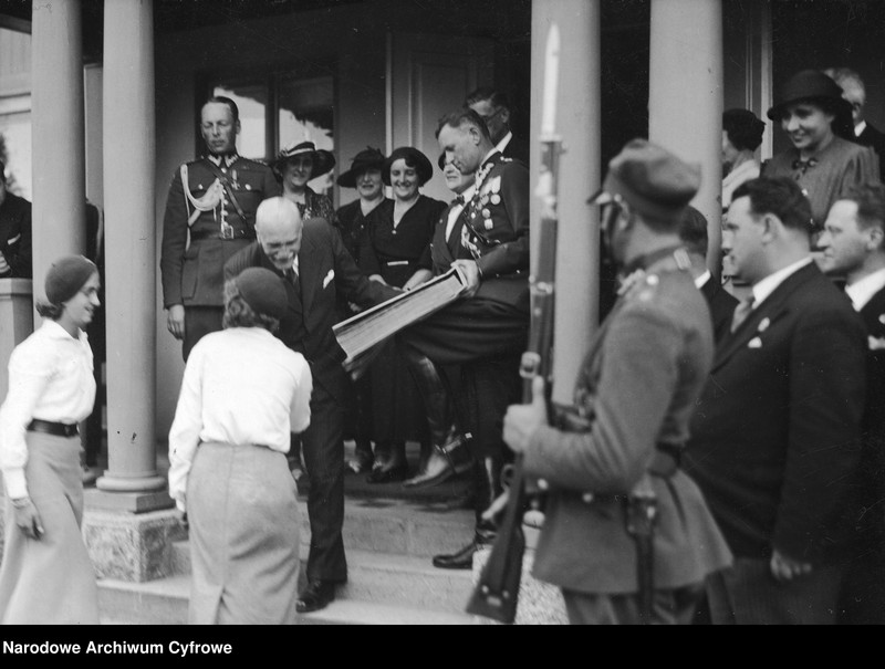 image.from.unit.number "Zlot młodzieży zrzeszonej w Polskim Czerwonym Krzyżu w Spale"