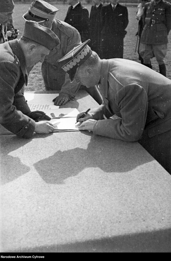 Obraz 9 z kolekcji "Gen. Władysław Sikorski111"