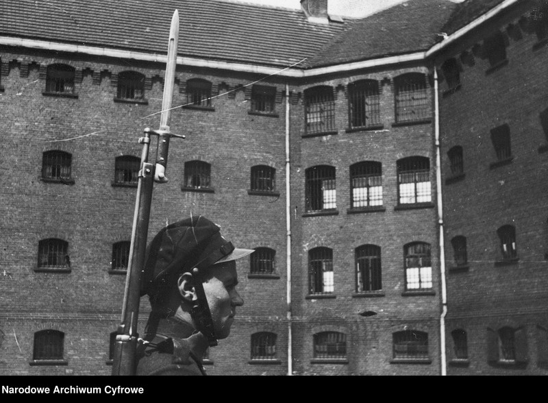 image.from.unit.number "Więzienie Karno-Śledcze w Katowicach"