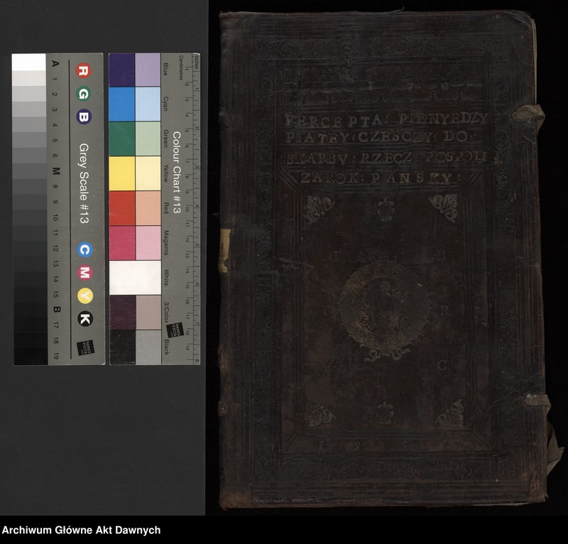 image.from.unit.number "Sumariusz pieniędzy i rejestr retenty piątej części z dochodów dóbr stołowych z terenów całej Rzeczpospolitej."