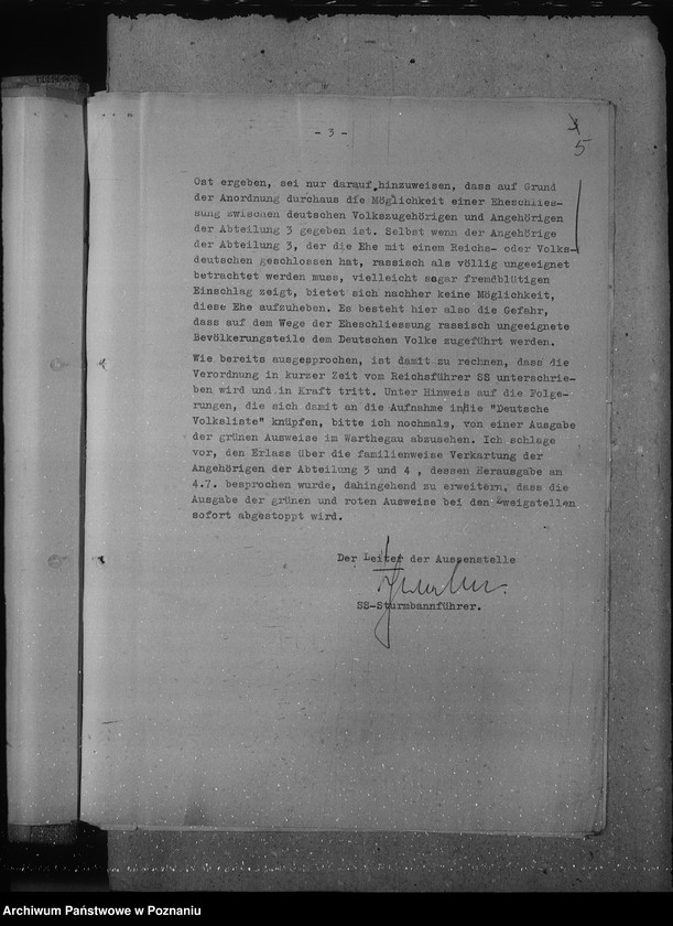 Obraz 9 z jednostki "Rassische Musterung von Angehörigen der Abteilungen III und IV."