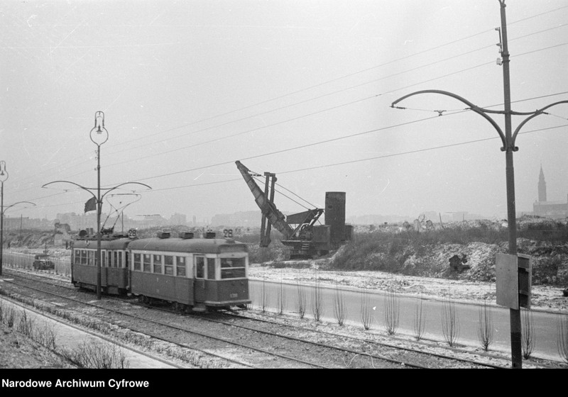 image.from.unit.number "Tramwaje na ulicach Warszawy"