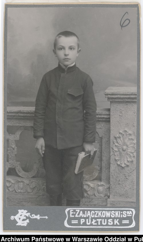Obraz 80 z kolekcji "Chłopcy w niebieskich mundurkach... - uczniowie pułtuskiego Gimnazjum z okresu I wojny światowej"