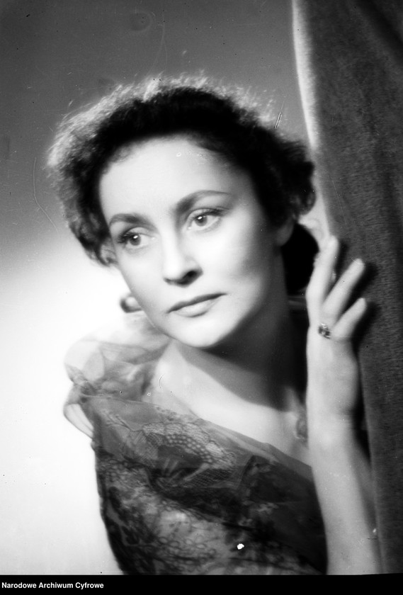 image.from.unit.number "Helena Makowska, aktorka"