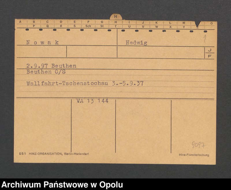 image.from.unit.number "[Nowak Hedwig, ur. 2.9.1897 Beuthen]"