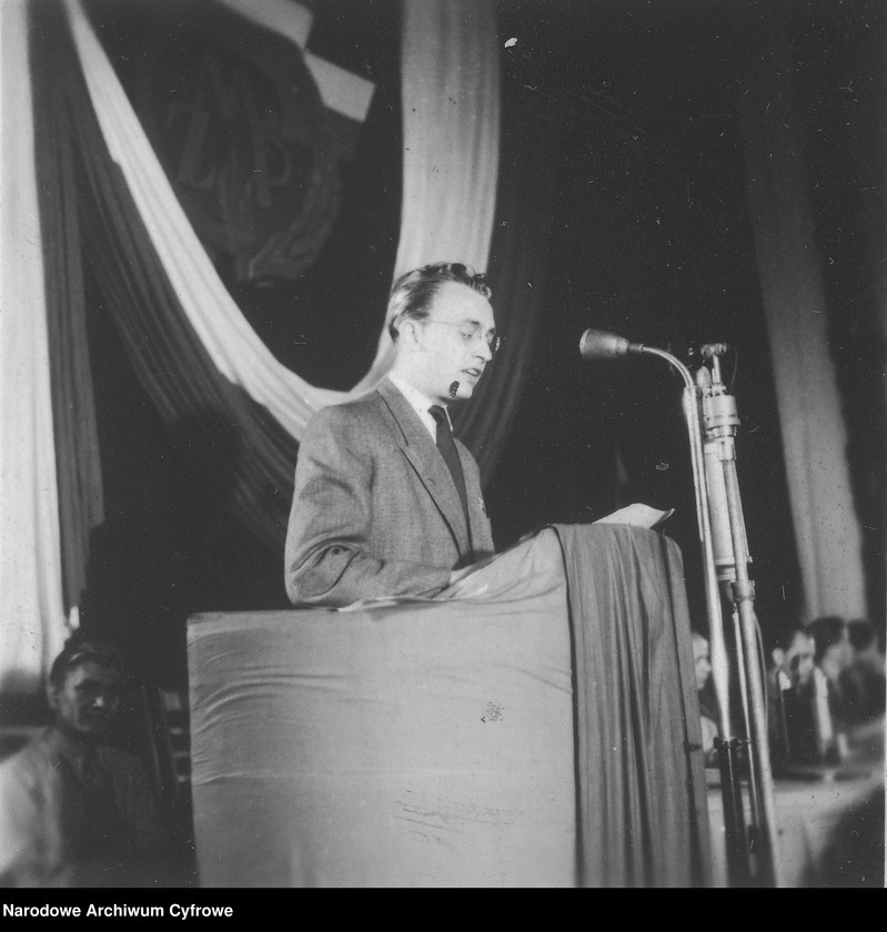 image.from.unit.number "Kongres Jedności Młodzieży Polski Ludowej we Wrocławiu"