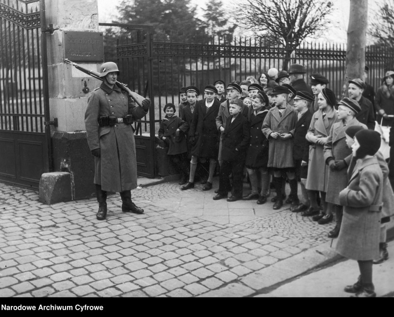 image.from.unit.number "Remilitaryzacja Nadrenii"