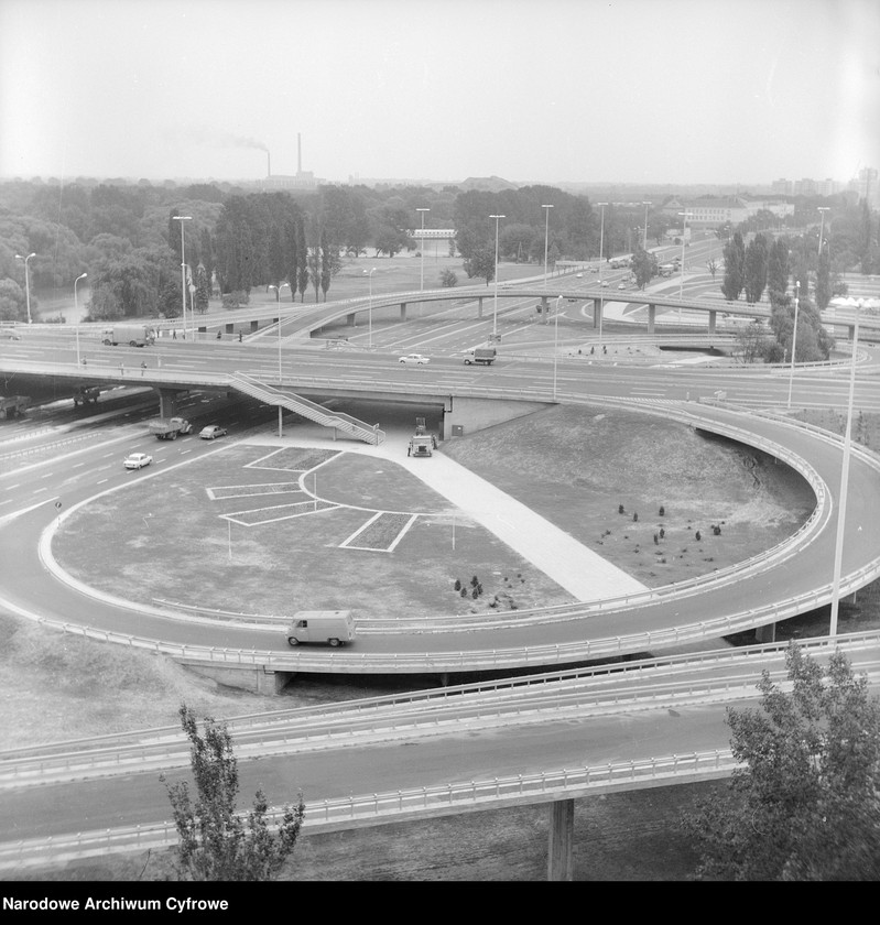 image.from.unit.number "Trasa Łazienkowska w Warszawie"