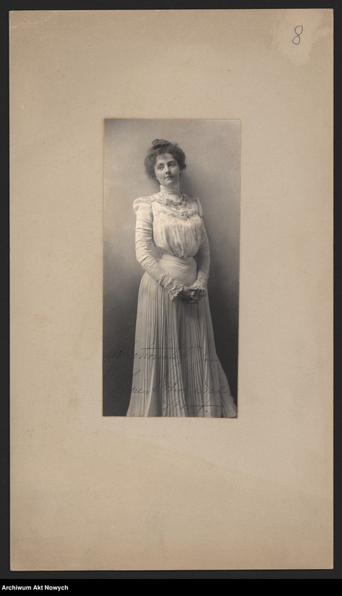 image.from.unit.number "Krewni, przyjaciele i znajomi H. Paderewskiej i jej rodziny. Fotografie z dedykacjami, t.I"